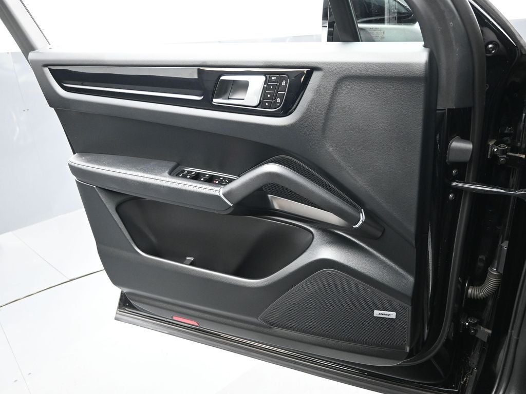 2021 Porsche Cayenne Base