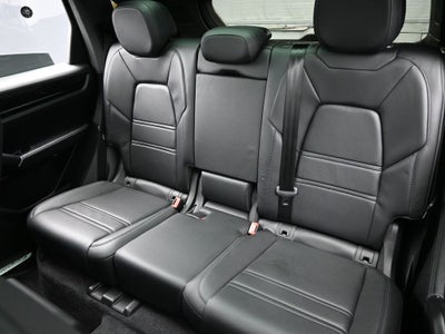2021 Porsche Cayenne Base
