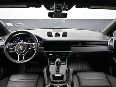 2021 Porsche Cayenne Base