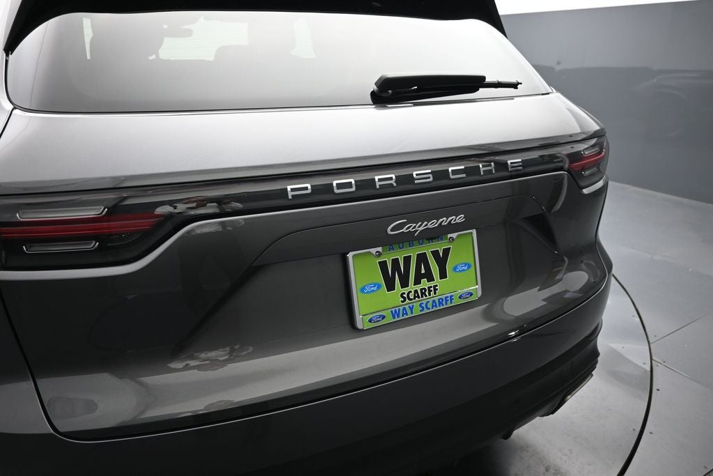 2023 Porsche Cayenne Base
