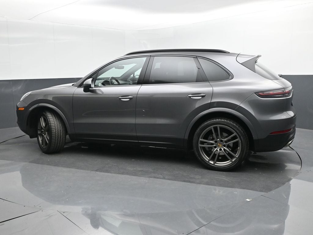 2023 Porsche Cayenne Base