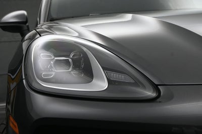 2023 Porsche Cayenne Base