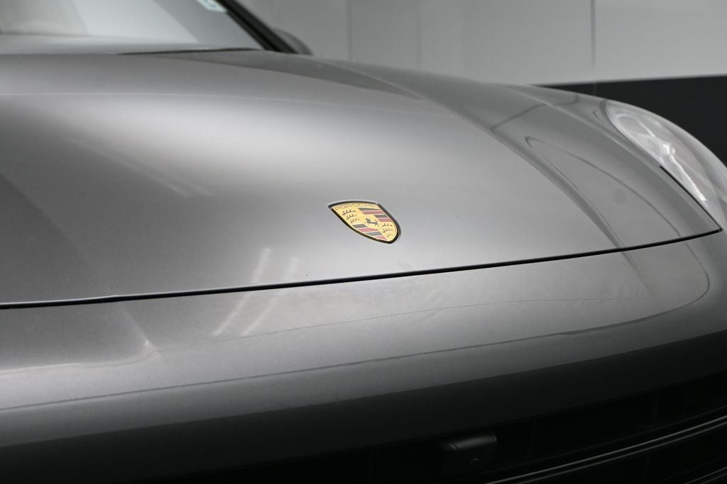 2023 Porsche Cayenne Base
