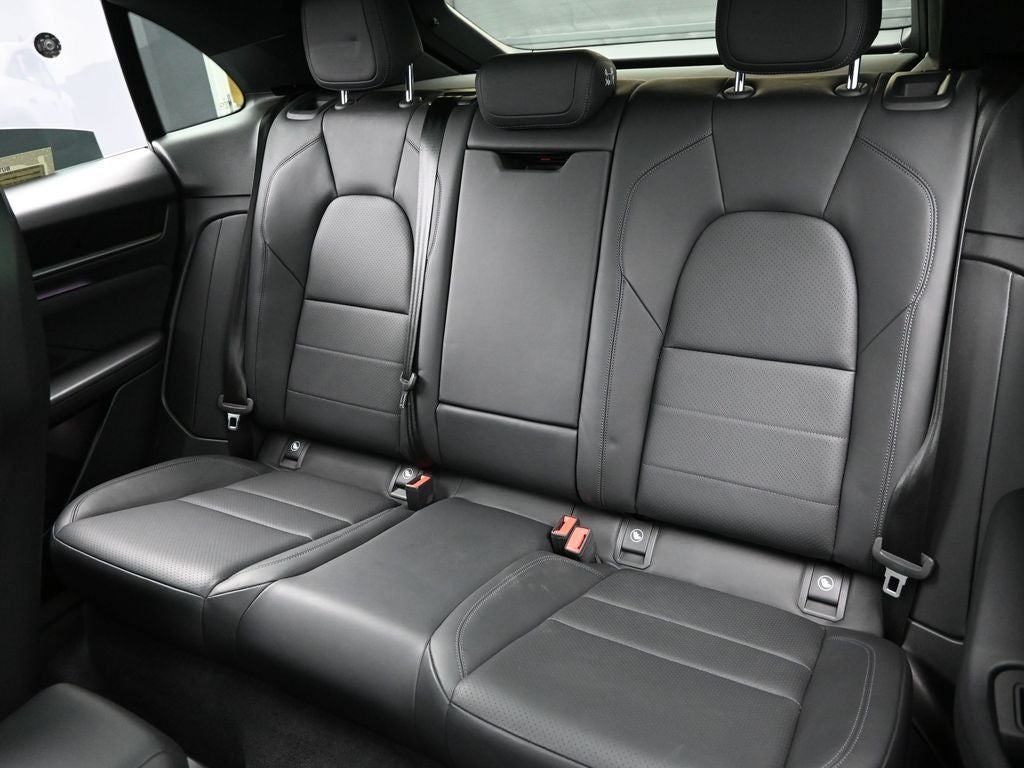 2024 Porsche Macan Electric 4