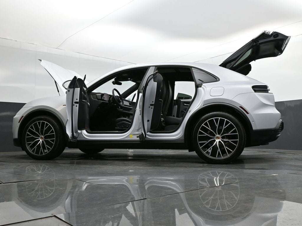 2024 Porsche Macan Electric 4