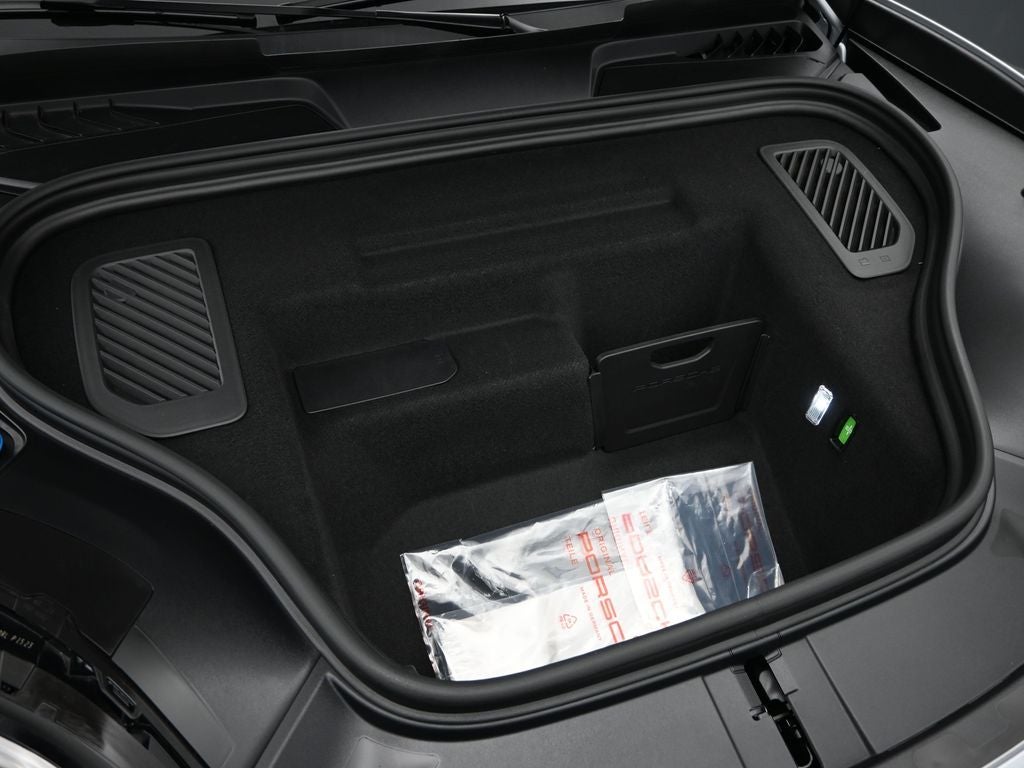 2024 Porsche Macan Electric 4