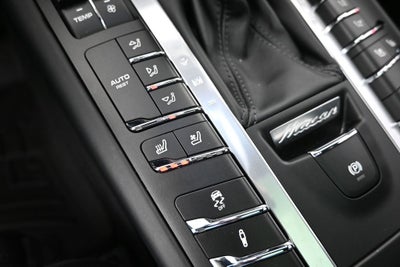 2020 Porsche Macan S
