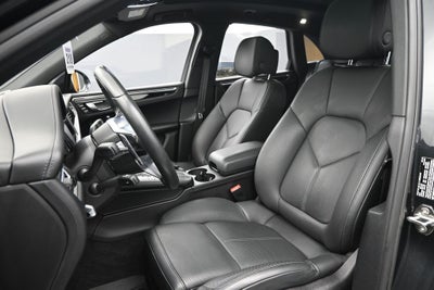 2020 Porsche Macan S