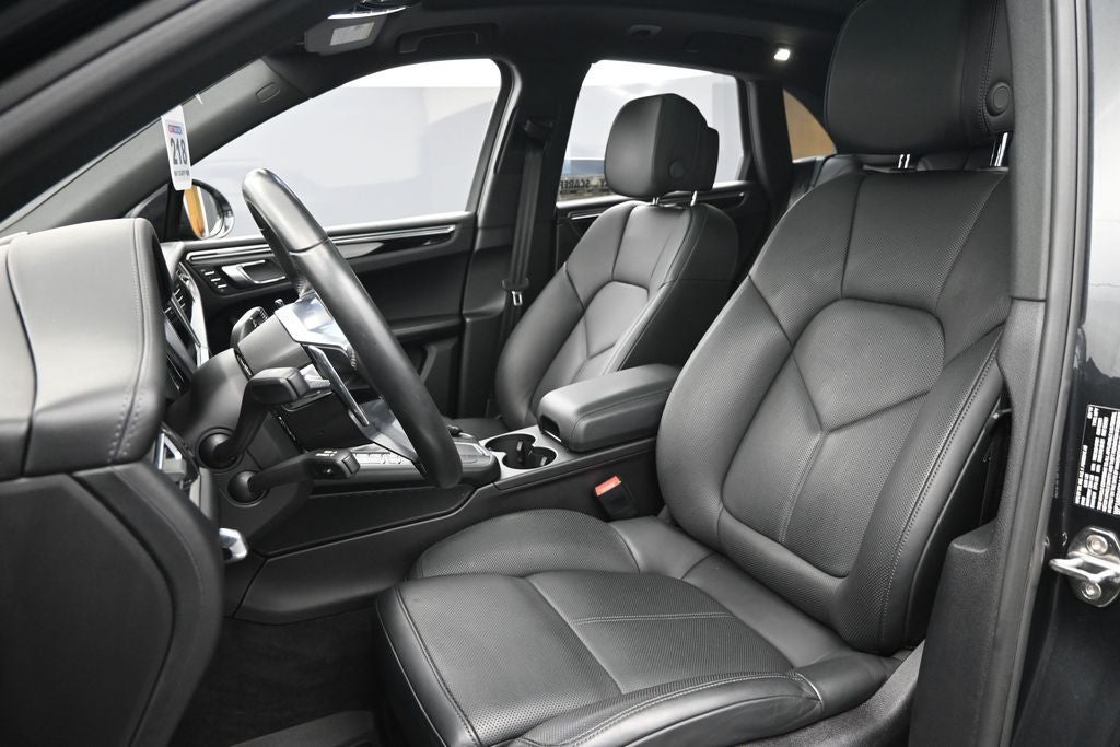 2020 Porsche Macan S