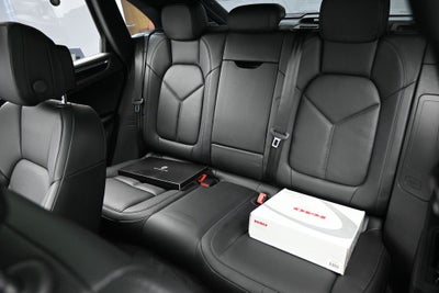 2020 Porsche Macan S