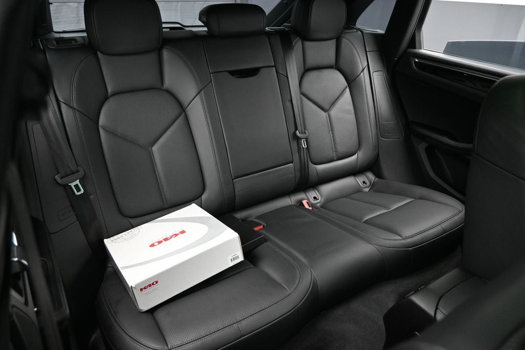 2020 Porsche Macan S