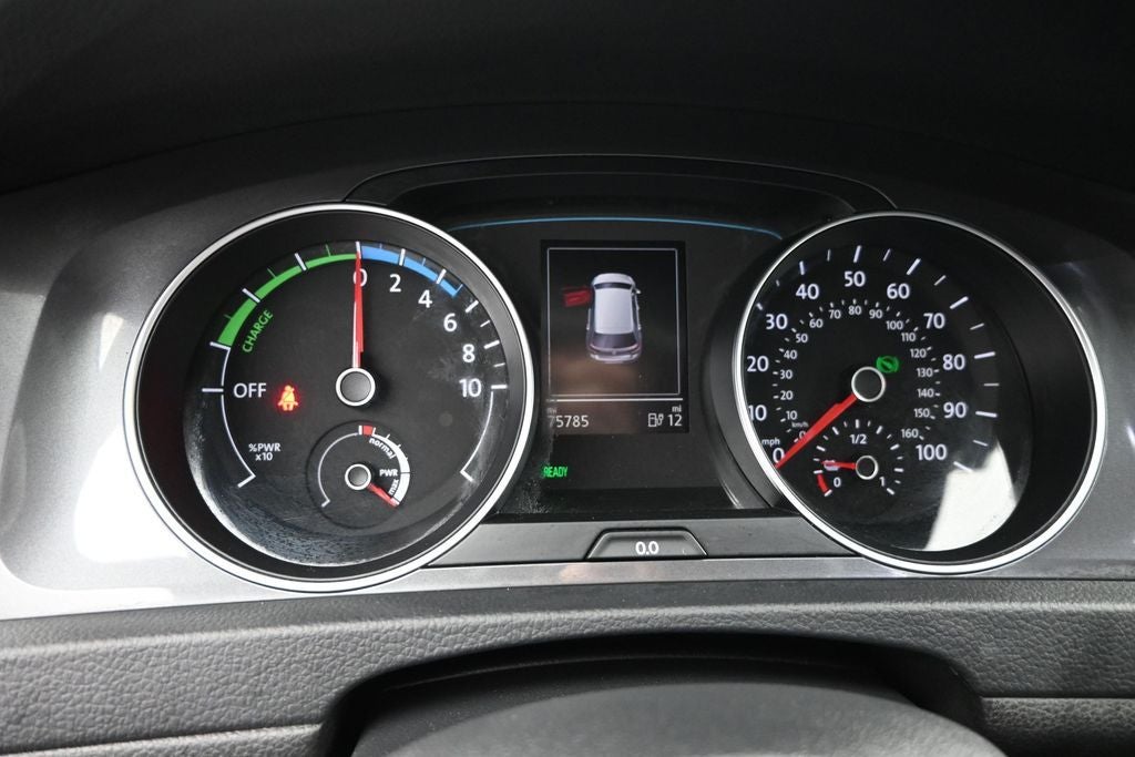 2016 Volkswagen e-Golf SE