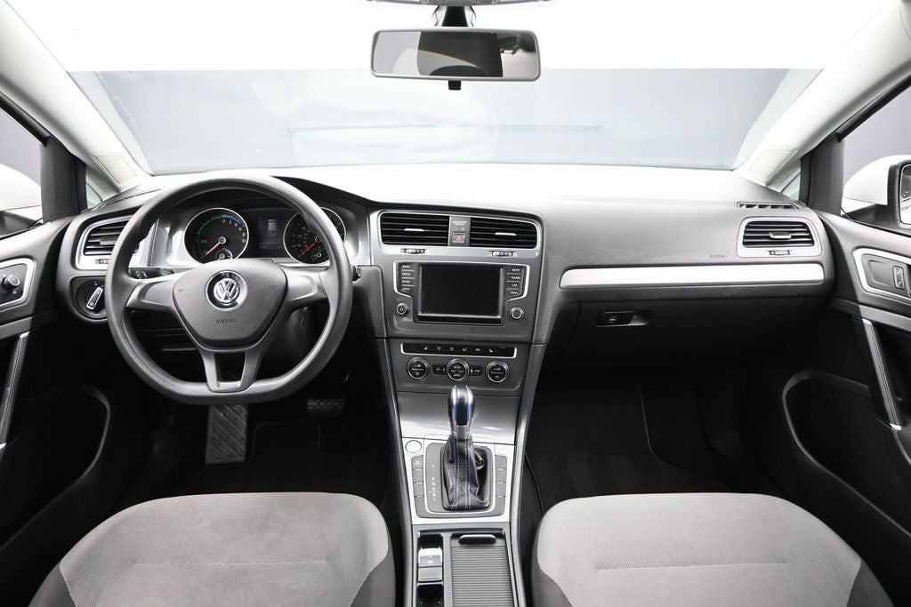 2016 Volkswagen e-Golf SE