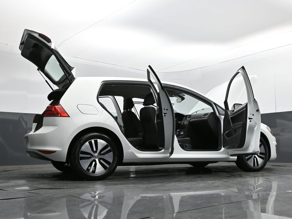 2016 Volkswagen e-Golf SE