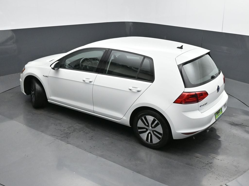 2016 Volkswagen e-Golf SE