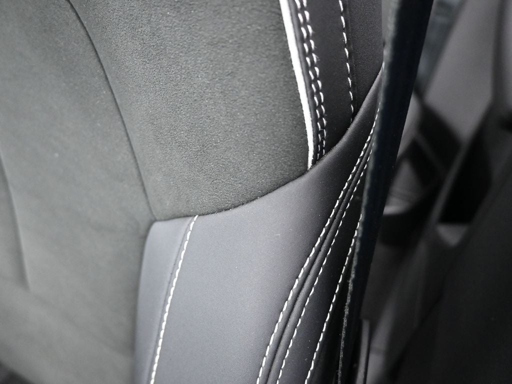 2023 Volvo C40 Recharge Pure Electric Ultimate EV