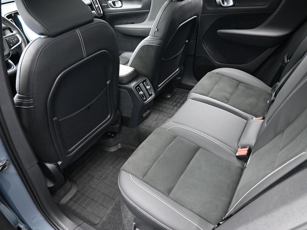 2023 Volvo C40 Recharge Pure Electric Ultimate EV